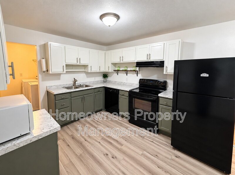 815 McNeil St, Spring Lake, NC property image