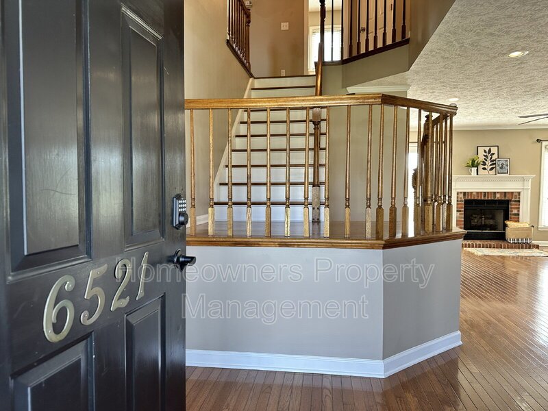 6521 Ryefield Dr property image