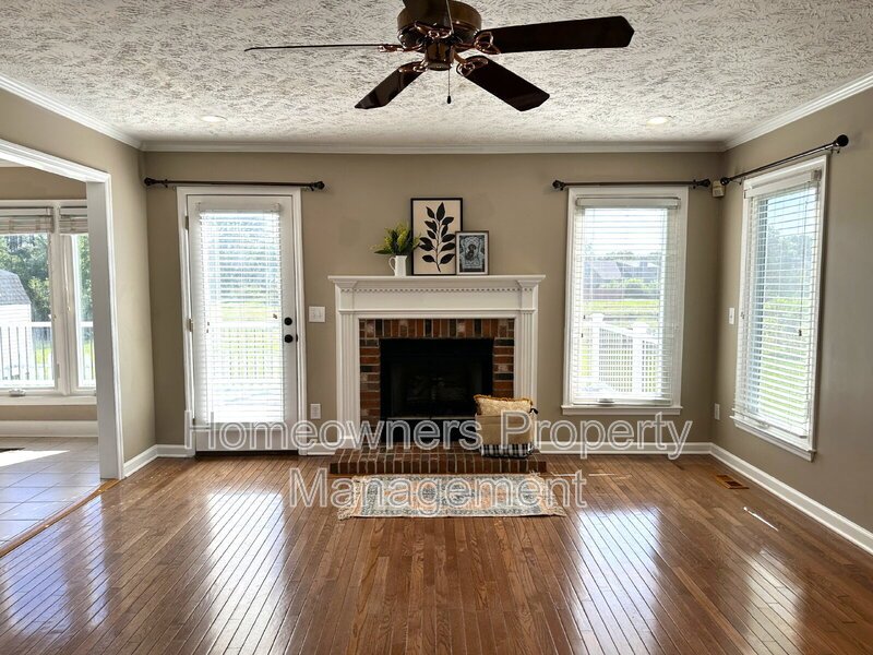 6521 Ryefield Dr property image