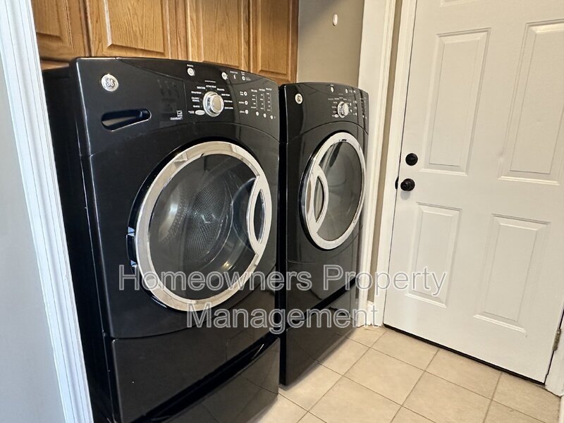 6521 Ryefield Dr property image